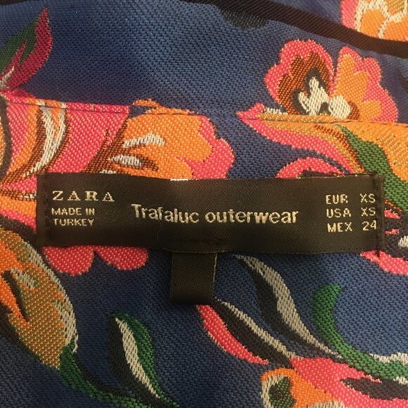 ZARA Floral Brocade Oriental Crop Mandarin Collar Frog Closures Jacket Size XS - Picture 5 of 6